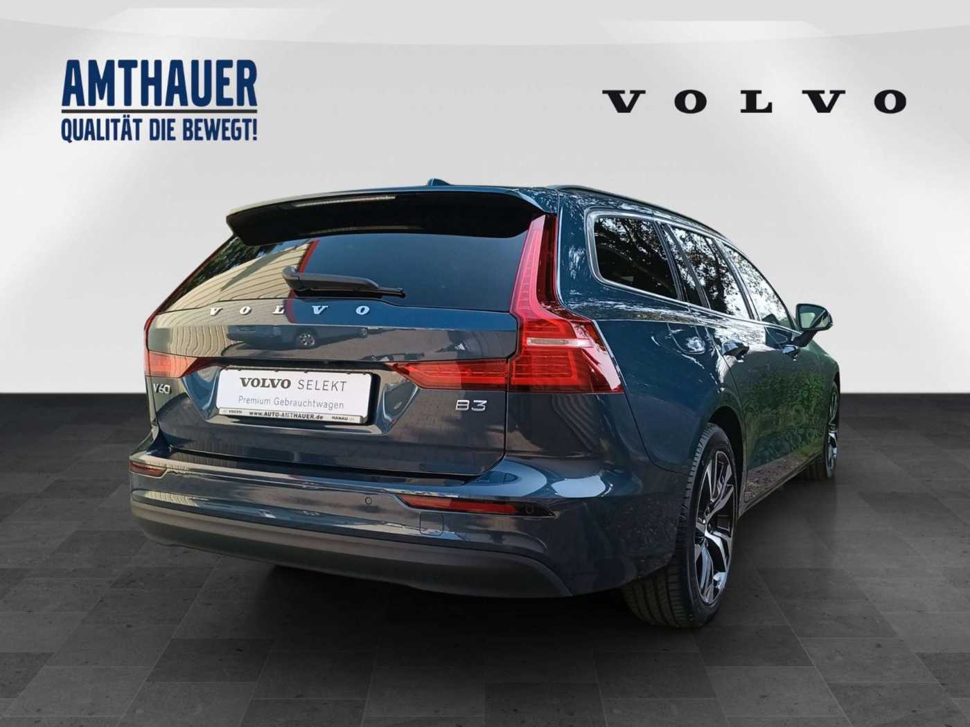 Volvo  Kombi B3 Core LED/Cam/Nav/Notrad/Metallic