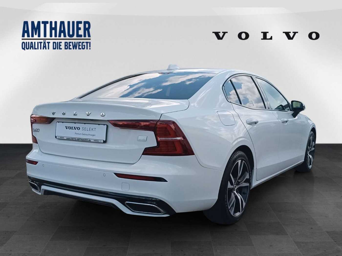 Volvo  T8 Twin Engine AWD R-Design 360°/AHK/Nav