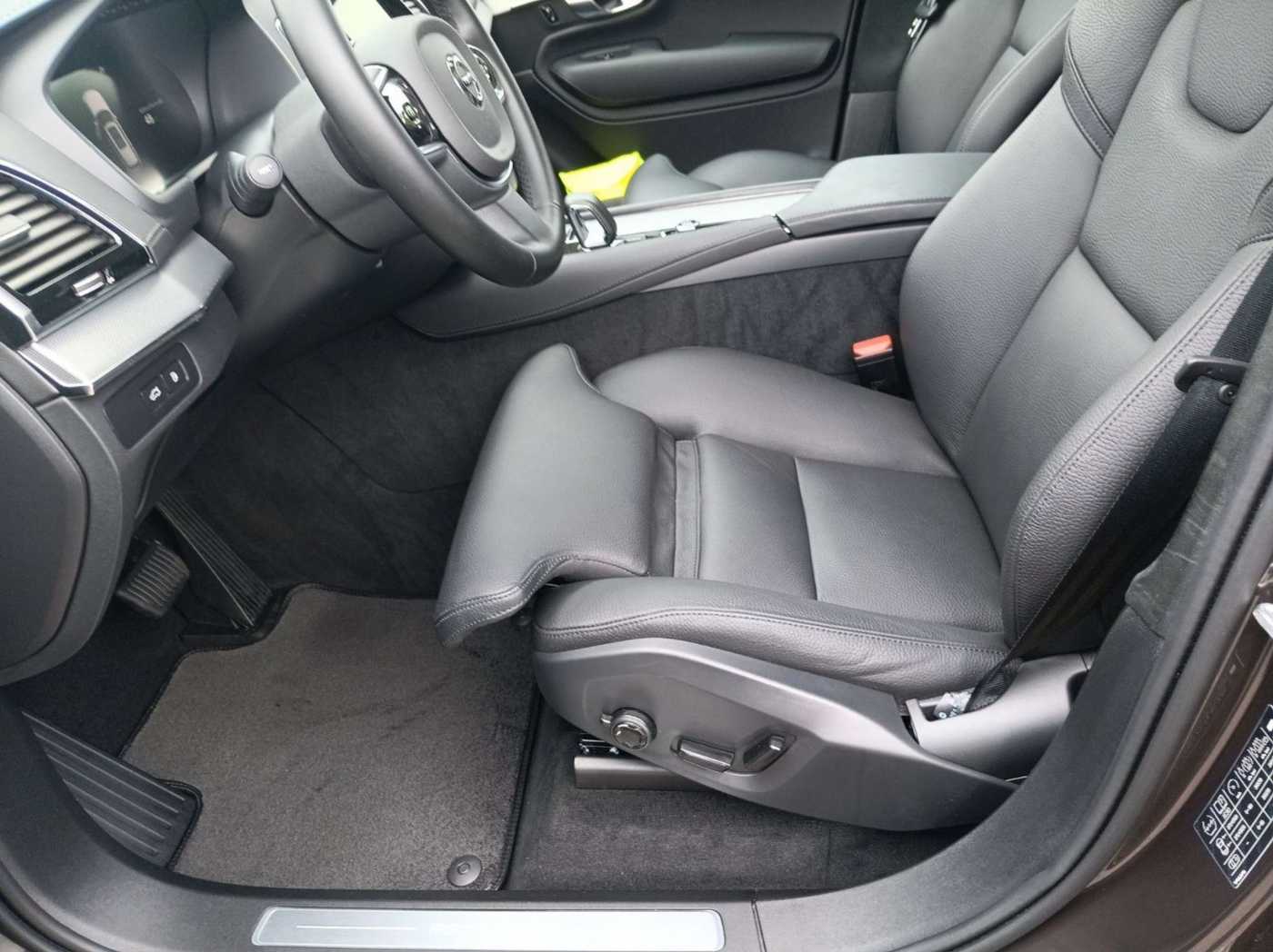 Volvo  T8 Twin Engine AWD 360°/Pano/AHK/Head-up