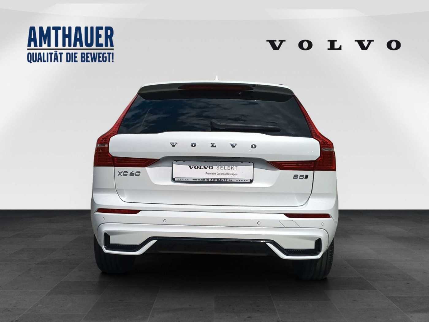 Volvo  B5 AWD Plus Dark 360°/Pano/H&K
