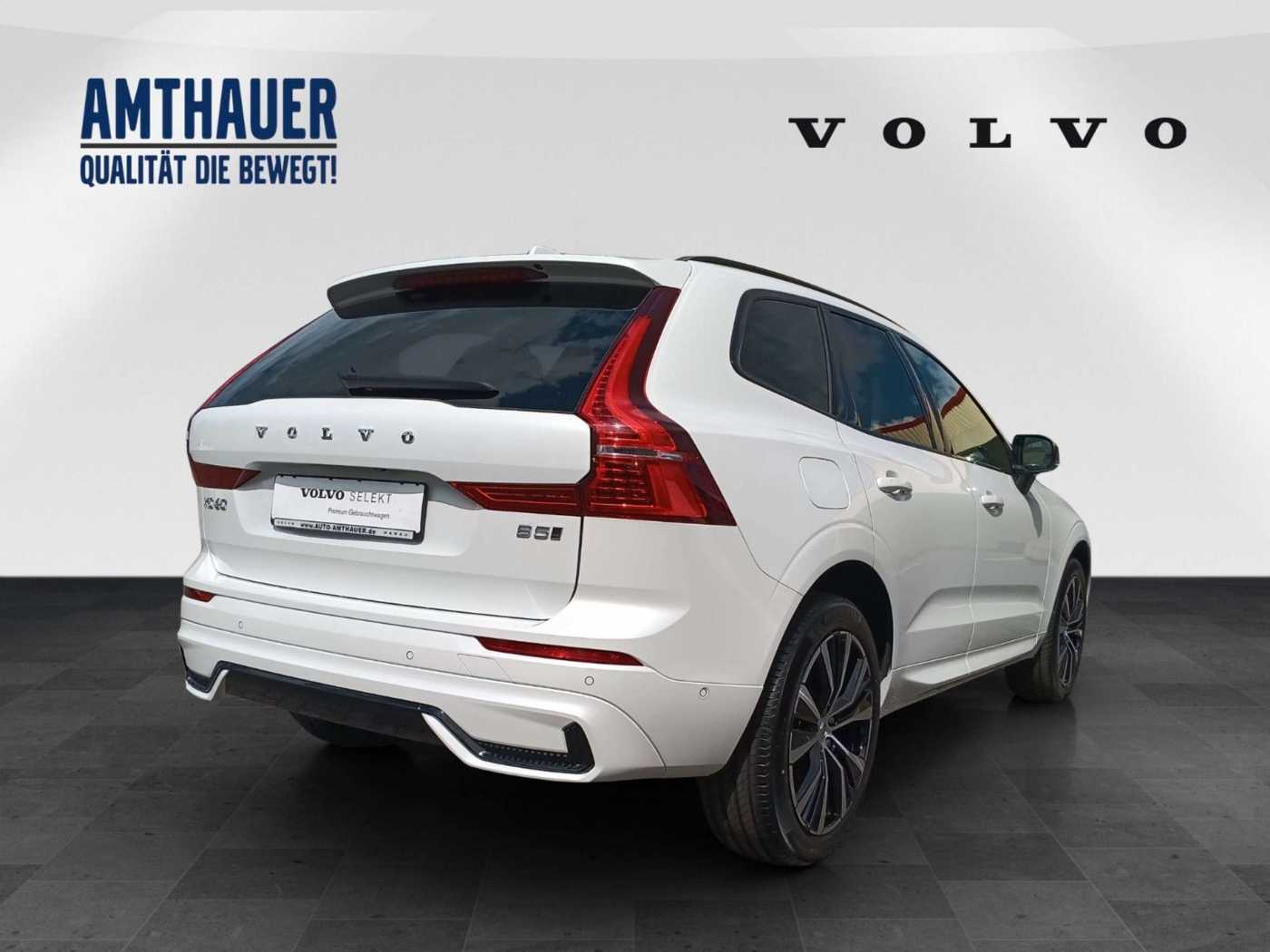 Volvo  B5 AWD Plus Dark 360°/Pano/H&K