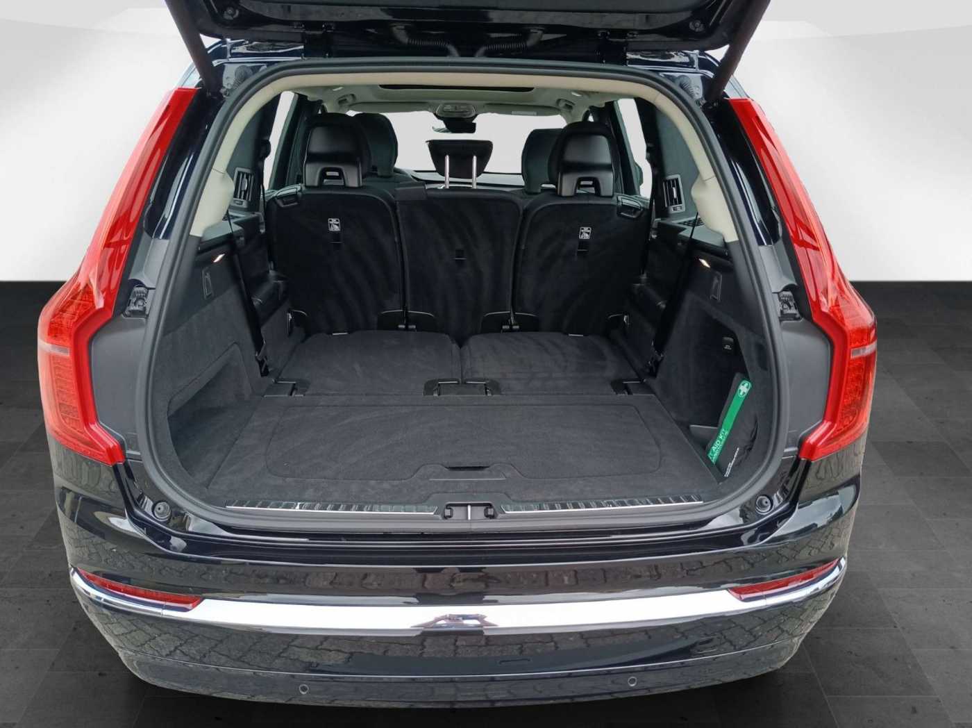 Volvo  T8 AWD Ultra Bright Pano/Head-up/Cam