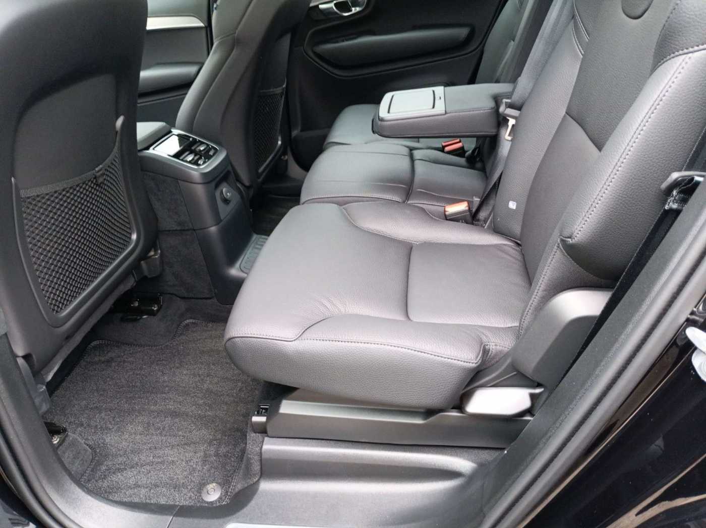 Volvo  T8 AWD Ultra Bright Pano/Head-up/Cam