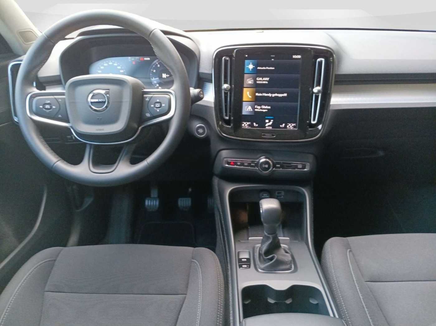 Volvo  T2 2WD, Momentum Pro Cam/Navi/PDC
