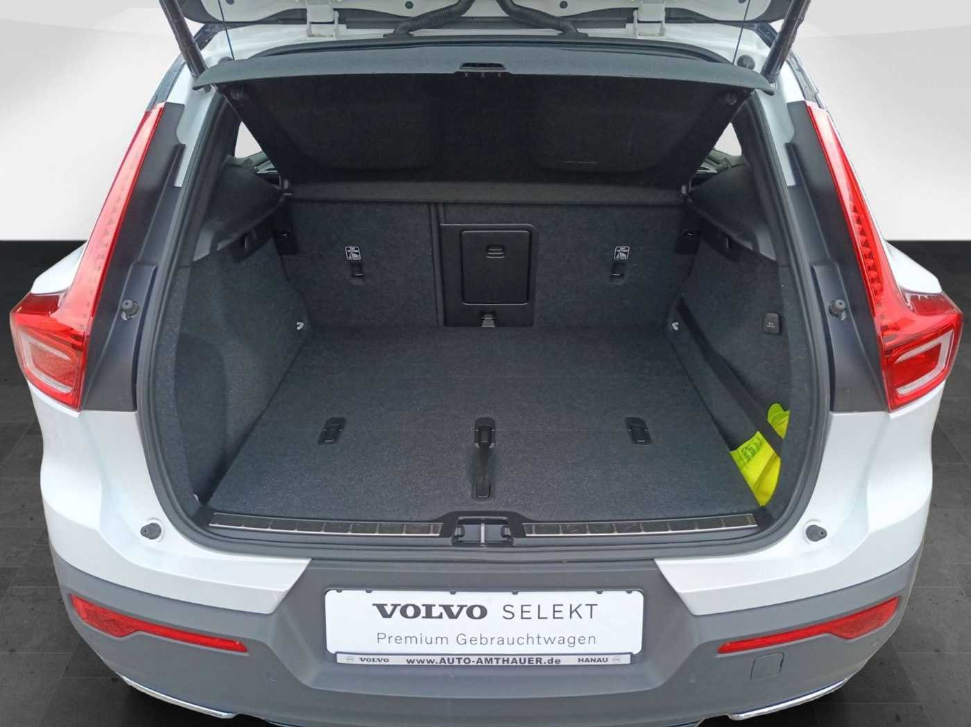 Volvo  D4 AWD R-Design  Pano/Cam/Standheiz.