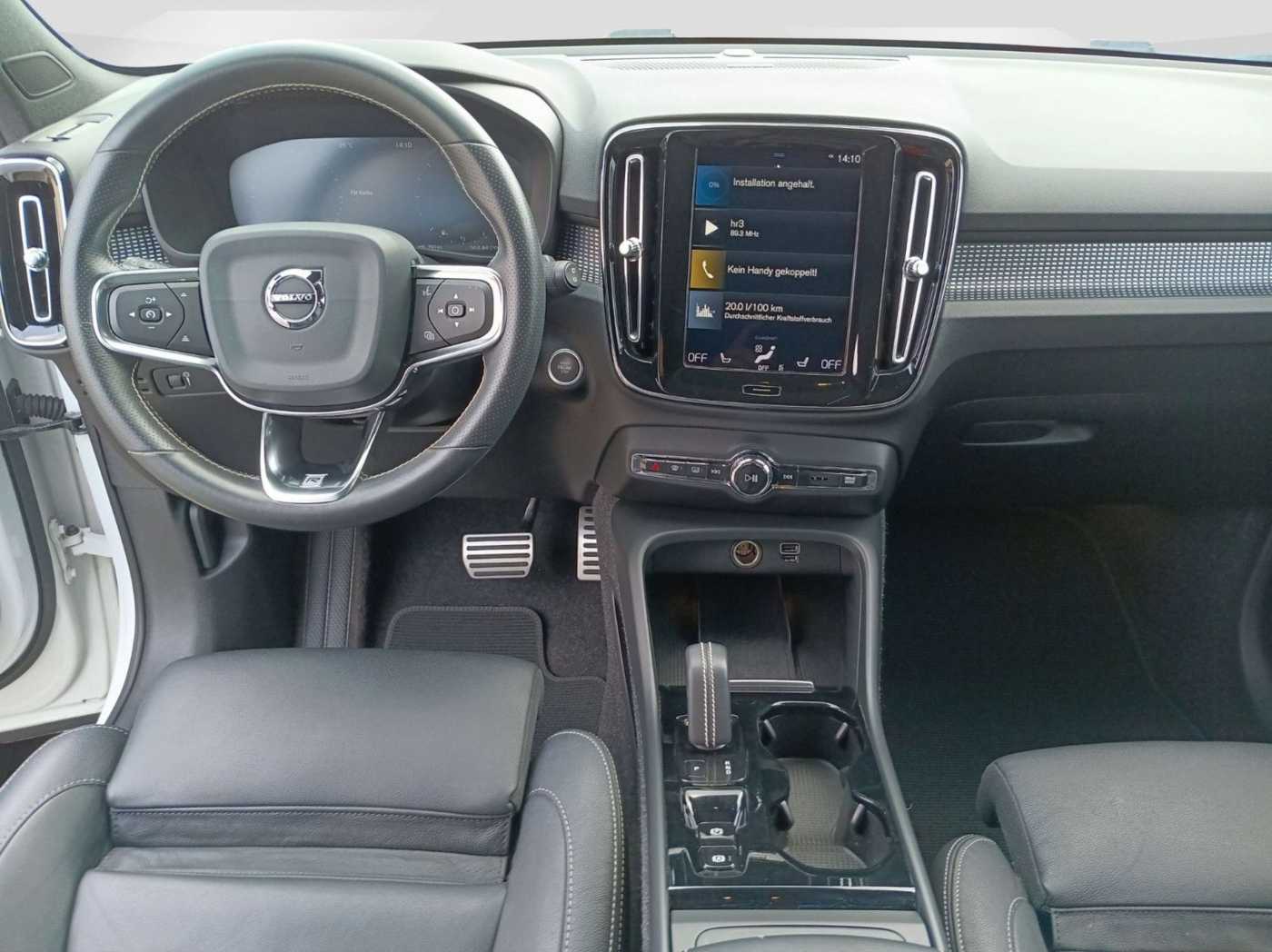 Volvo  D4 AWD R-Design  Pano/Cam/Standheiz.