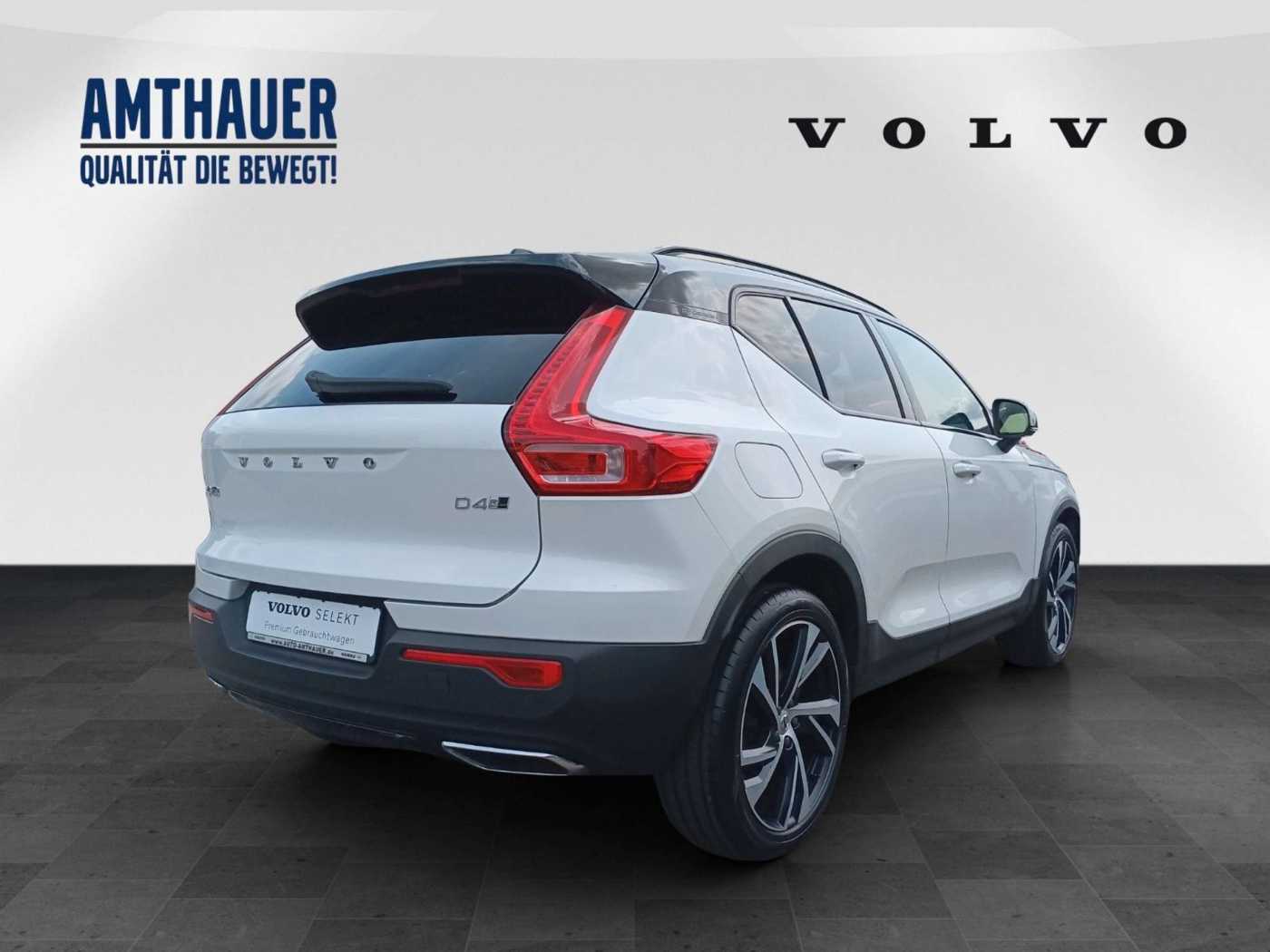 Volvo  D4 AWD R-Design  Pano/Cam/Standheiz.