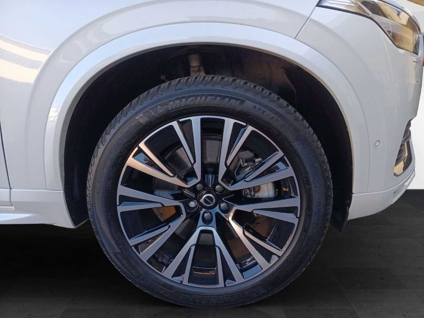 Volvo  T8 AWD Ultra Bright Recharge 360°/AHK/Pano