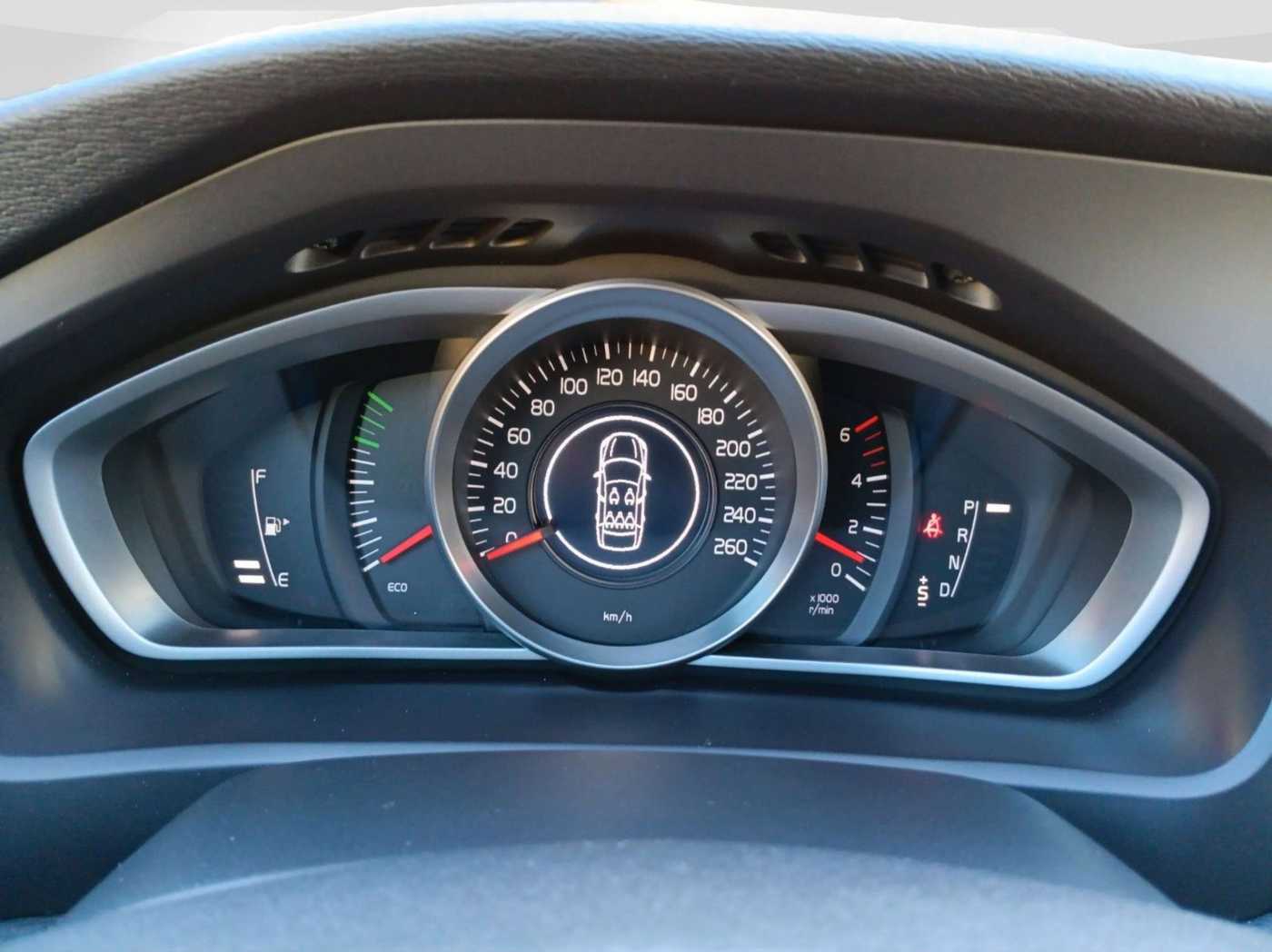 Volvo  Cross Country D3 Plus PDC/Pano/Cam