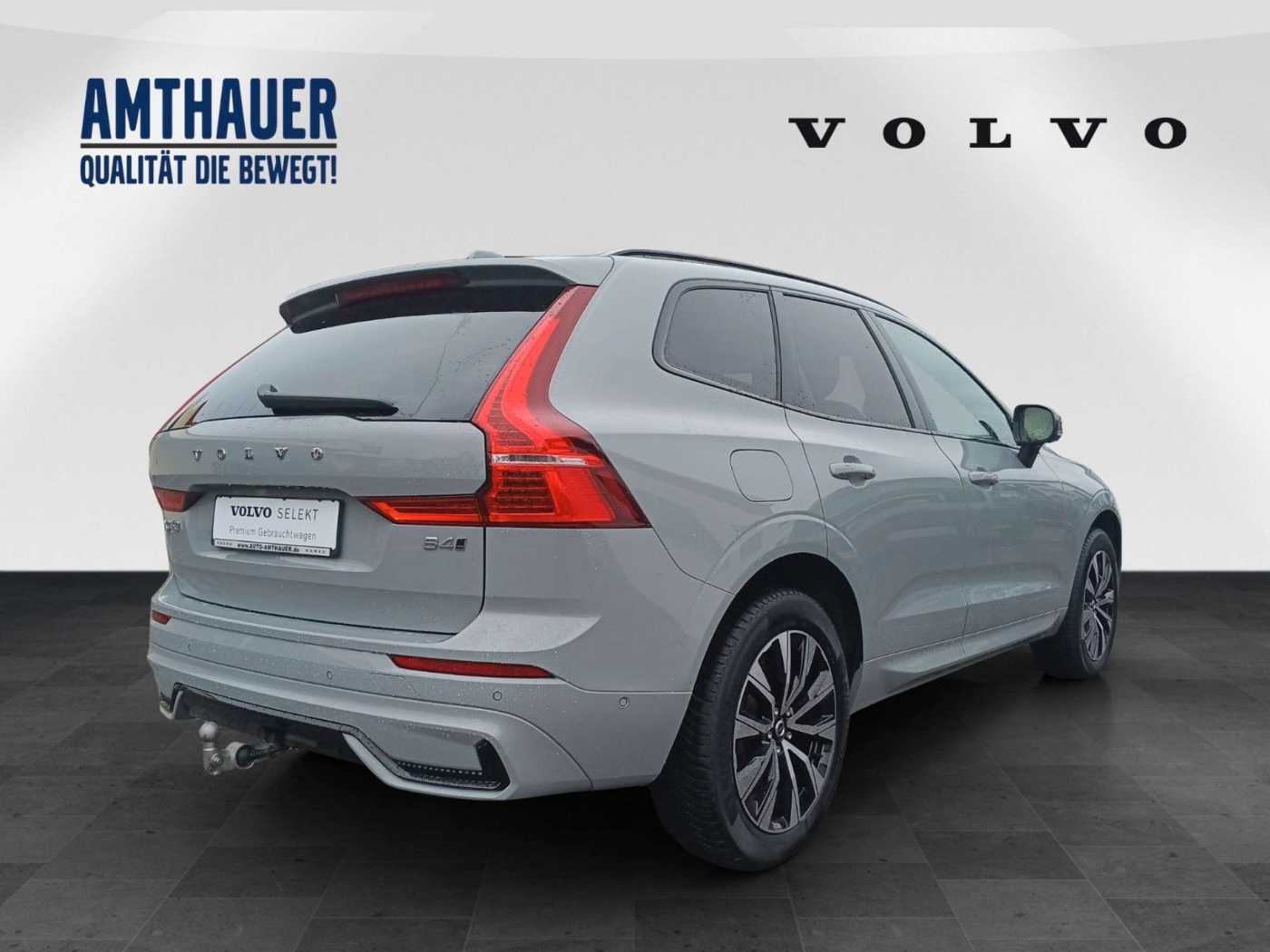 Volvo  B4 AWD Plus Dark 360°/AHK/H&K