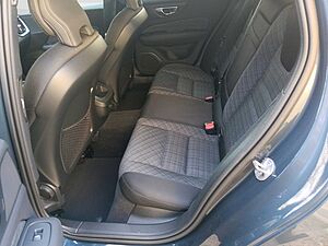 Volvo  Kombi B3 Core LED/Cam/Nav/Standheizung