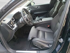 Volvo  T6 Plus Dark Recharge Cam/Navi/Standhzg.