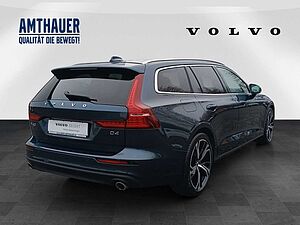 Volvo  D4 Momentum AHK/Cam/CD/Panorama