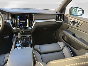 Volvo  T8 Twin Engine AWD R-Design Pano/360°/LED