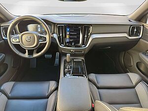 Volvo  T8 Twin Engine AWD R-Design Pano/360°/LED