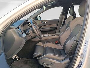 Volvo  T8 AWD R-Design AHK/Standhzg. /Pano