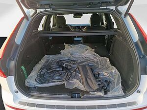 Volvo  T8 AWD R-Design AHK/Standhzg. /Pano