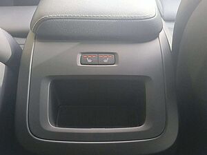 Volvo  Recharge  T6 AWD R-Design AHK/Panorama/Cam