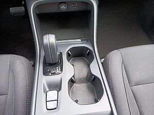 Volvo  T3 2WD Momentum Pro Panorama/Cam/Hotspot