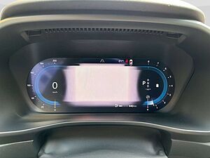 Volvo  B4 2WD Plus Dark Cam/LED/Alarmanlage
