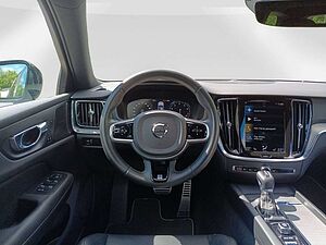 Volvo  Kombi T4 R-Design 360°/H&K/Panorama