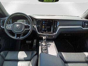 Volvo  Kombi T4 R-Design 360°/H&K/Panorama