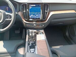 Volvo  T8 AWD Ultimate Dark  360°/AHK/Massagesitze