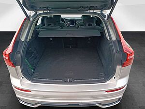 Volvo  T8 AWD Ultimate Dark  360°/AHK/Massagesitze