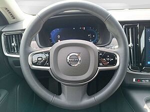 Volvo  Plus B5 AWD  AHK/360°/Standhzg