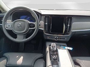 Volvo  Plus B5 AWD  AHK/360°/Standhzg
