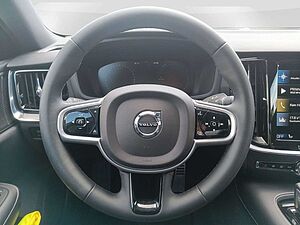 Volvo  T8 Twin Engine AWD R-Design 360°/AHK/Nav