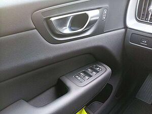 Volvo  B4 2WD Core  Cam/Standhzg. /Notrad/PDC