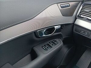 Volvo  T8 Twin Engine AWD 360°/Pano/AHK/Head-up