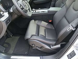 Volvo  B5 AWD Plus Dark 360°/Pano/H&K