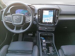 Volvo  B4 Ultra  Pano/360°/ACC/ BLIS