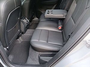 Volvo  B4 Ultra 2WD 360°/Pano/Frontscheibe heizb.