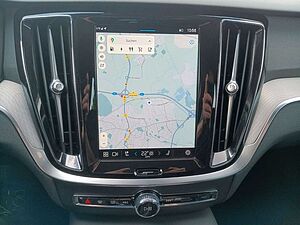 Volvo  T6 Plus Dark Recharge Cam/Navi/Standhzg.