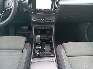 Volvo  B3 2WD H&K/Cam/Nav