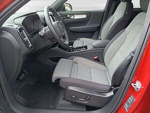 Volvo  B3 2WD H&K/Cam/Nav