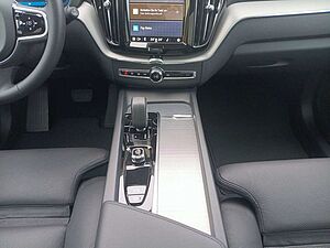 Volvo  T8 AWD Plus Dark 360°/Pano/Frontsch. heizb.
