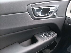 Volvo  T8 AWD Plus Dark 360°/Pano/Frontsch. heizb.