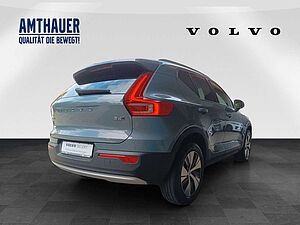 Volvo  B4 2WD Core 360°/Navi/LED
