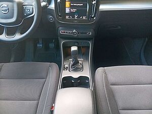 Volvo  T2 2WD, Momentum Pro Cam/Navi/PDC