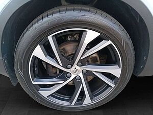Volvo  D4 AWD R-Design  Pano/Cam/Standheiz.