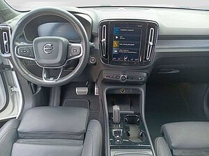 Volvo  D4 AWD R-Design  Pano/Cam/Standheiz.