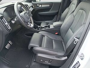 Volvo  D4 AWD R-Design  Pano/Cam/Standheiz.