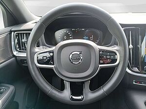Volvo  T6 Inscription AWD Pano/Head-up/360°