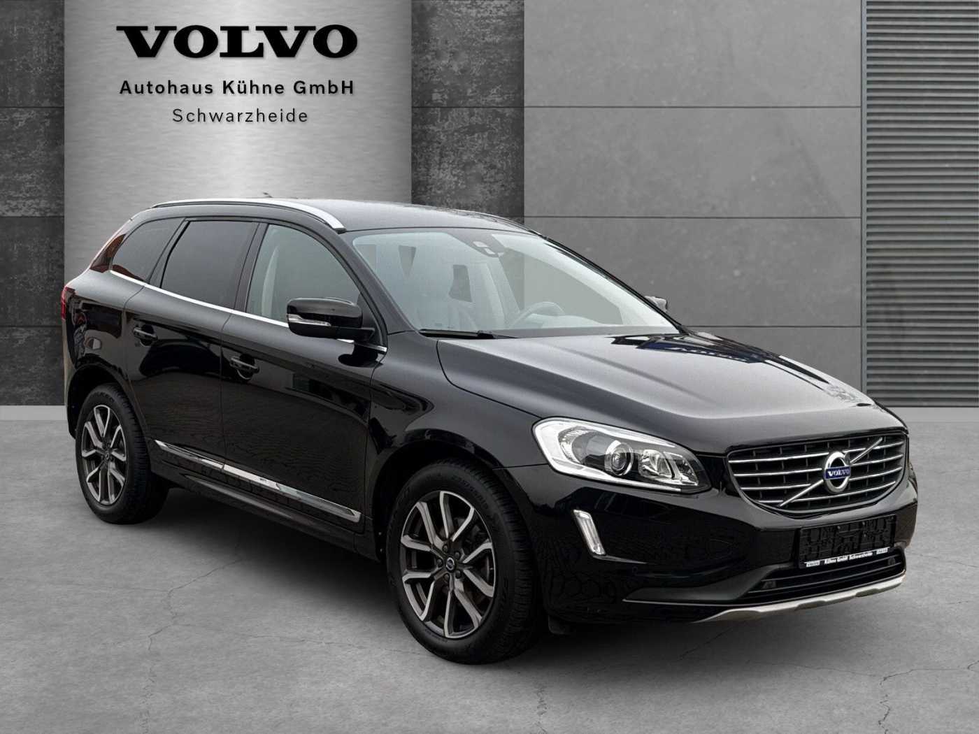 Volvo  D4 Summum 2WD !! NAVI+LEDER+XENON+AHK+RFK! !