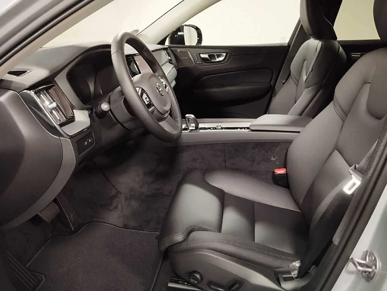 Volvo  T6 Plus Dark Recharge AWD !360°+PANO+ST-HZG