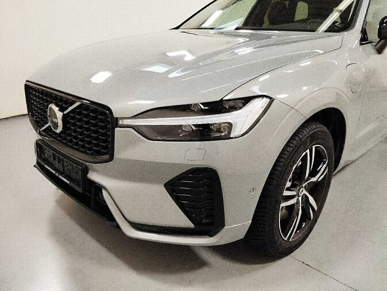 Volvo  T6 Plus Dark Recharge AWD !360°+PANO+ST-HZG